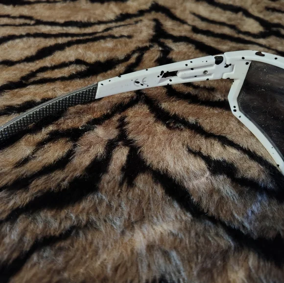 White and Blue Speckled Sunglasses - Picture 6 of 6